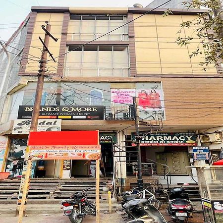 Hotel O Aaradhya Residency Noida Ngoại thất bức ảnh