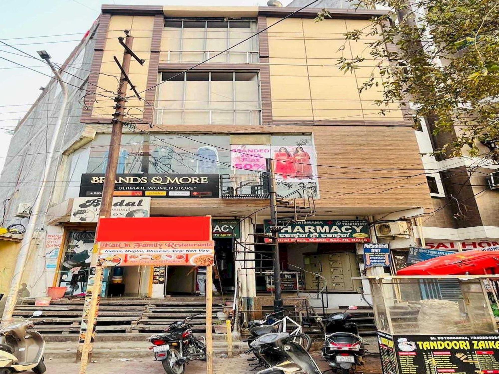 Hotel O Aaradhya Residency Noida Ngoại thất bức ảnh