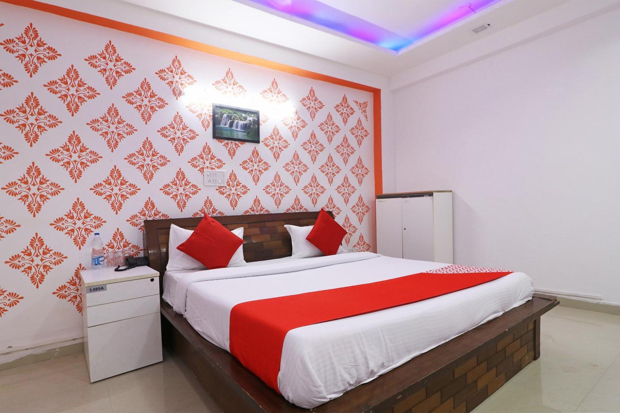 Hotel O Aaradhya Residency Noida Ngoại thất bức ảnh