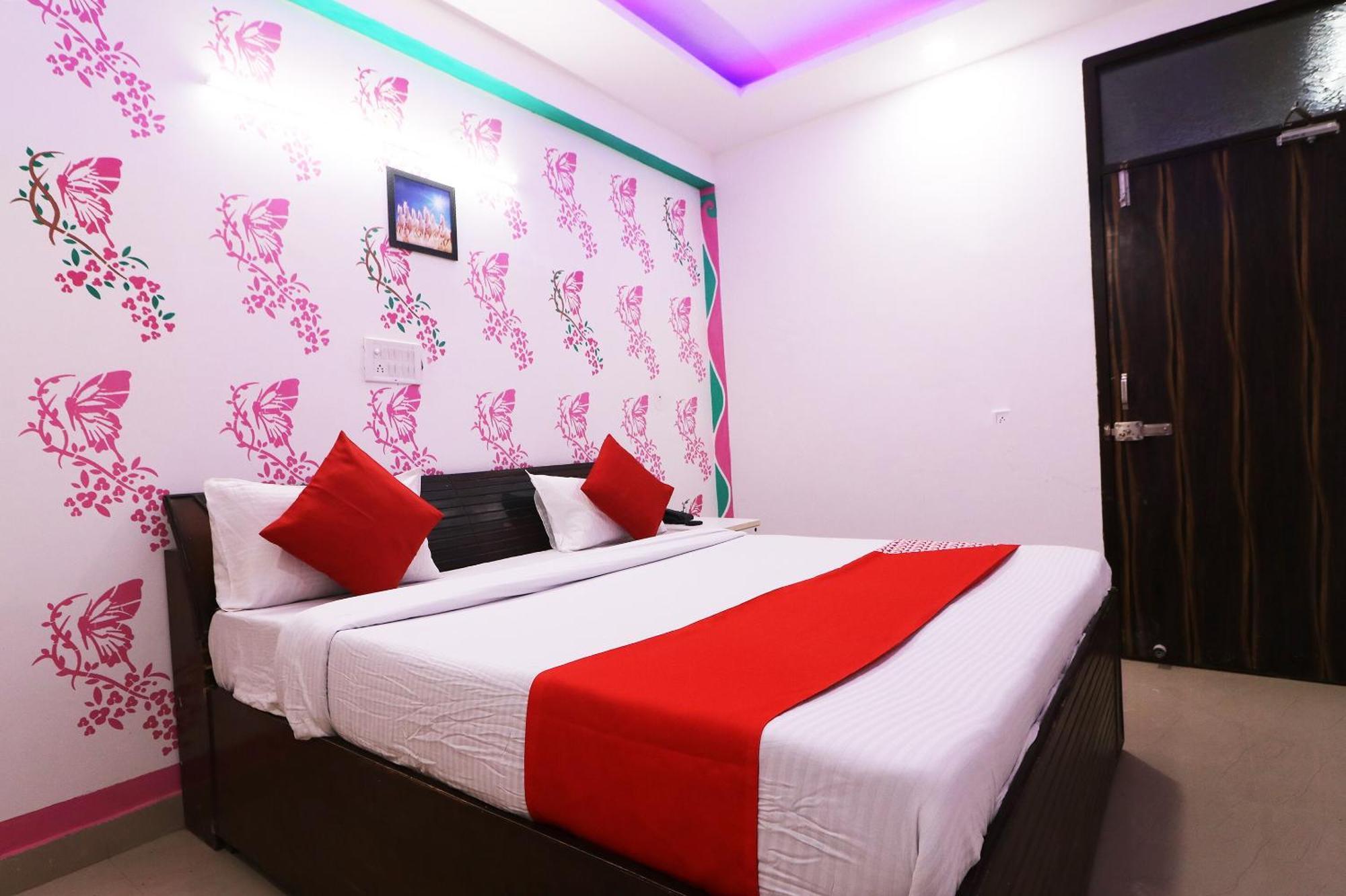 Hotel O Aaradhya Residency Noida Ngoại thất bức ảnh